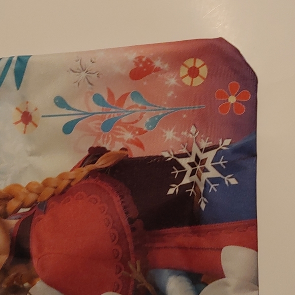 3/$25 DISNEY Frozen waterproof shoulder bag - Picture 6 of 12